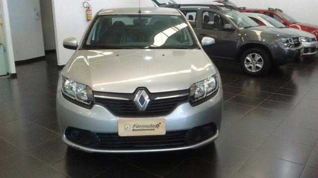 RENAULT LOGAN EXPRESSION NOVA SÉRIE 1.6 8V EASYR HIPOWER FLEX Prata 2014/2015 - Foto 8