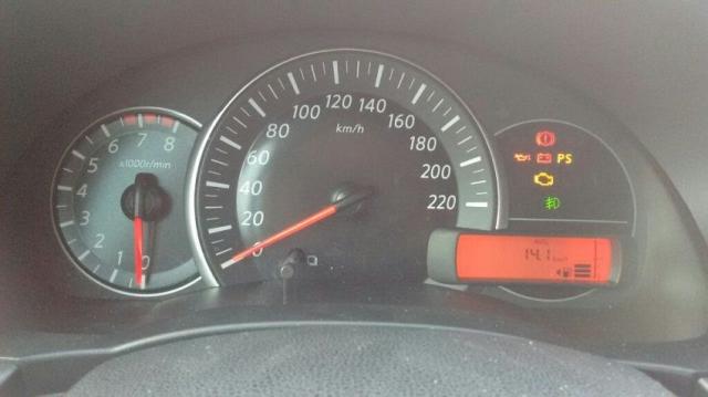 NISSAN MARCH SL 1.6 16V FLEXSTART Cinza 2015/2016 - Foto 14