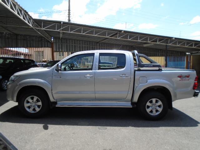 Hilux svr automática 3.0 em excelente estado.troco em 1 ou mais carros do meu interesse - Foto 9