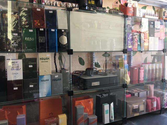 Vende-se loja de cosméticos montada! Só levar e montar no lugar que você desejar! - Foto 4