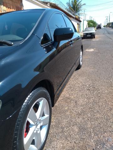 Vendo Civic muito conservado
