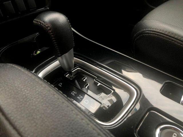Mitsubishi Outlander 2.2 Turbo Diesel 7 Lugares Top de linha - Foto 7