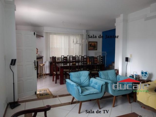 Vende-se Casa grande com Quintal em Jardim Camburi - Foto 6