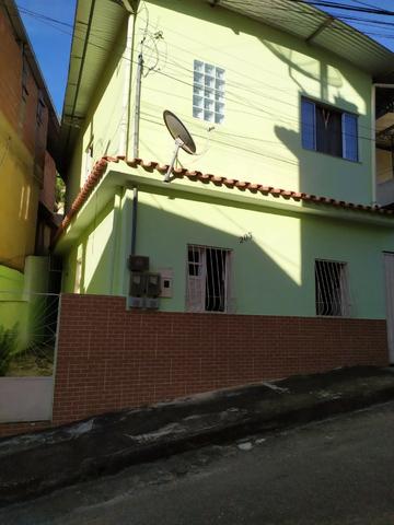 Vendo duas Casas no mesmo terreno, com entradas independentes, Òtimo Preço! - Foto 2