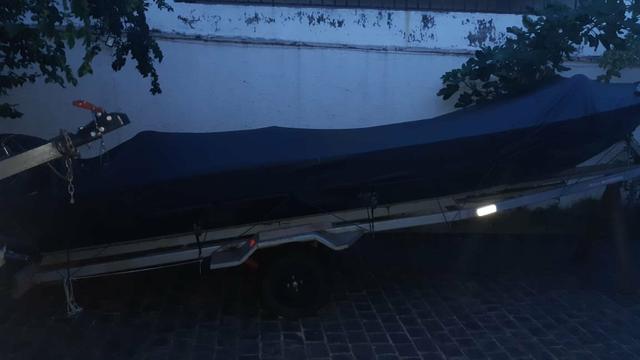 Barco com motor 25 - Foto 2
