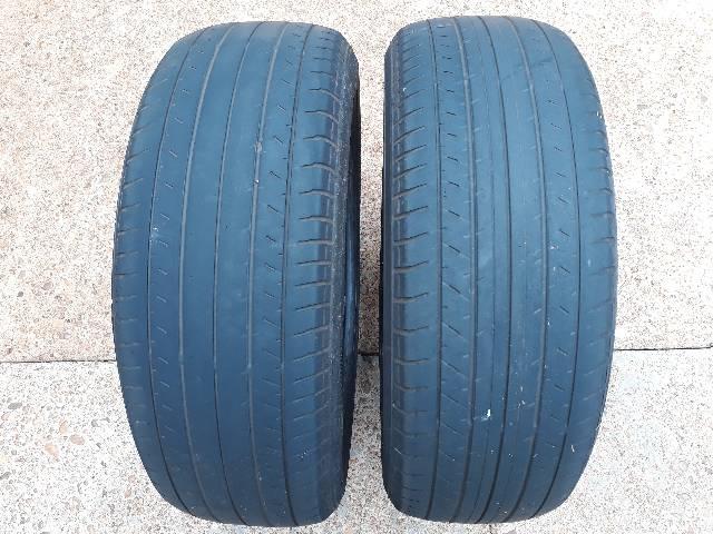 Pneu 215/60/17 Marca:Yokohama "200.00 O Par"