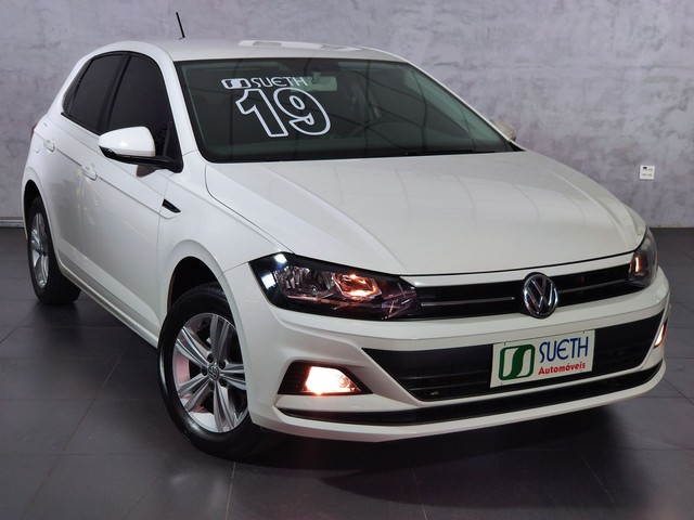 VOLKSWAGEN POLO COMFORT. 200 TSI 1.0 FLEX 12V AUT.