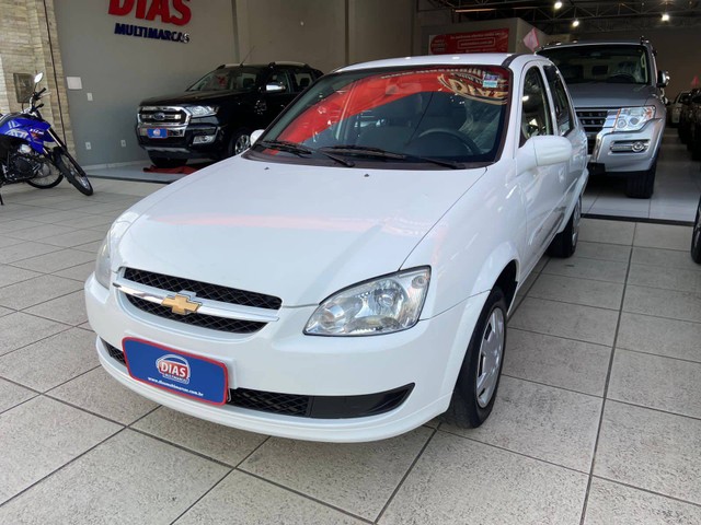CLASSIC 2015/2016 1.0 MPFI LS 8V FLEX 4P MANUAL