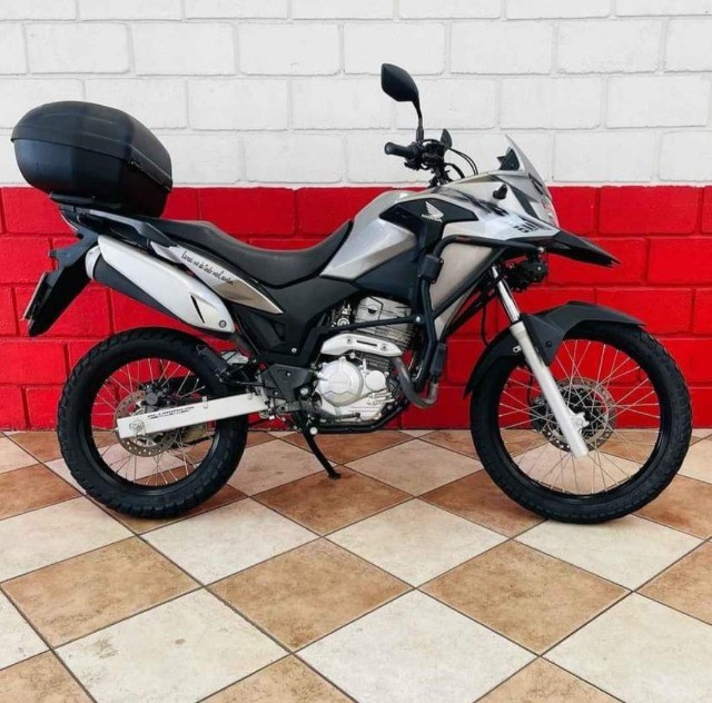 2019 HONDA XRE