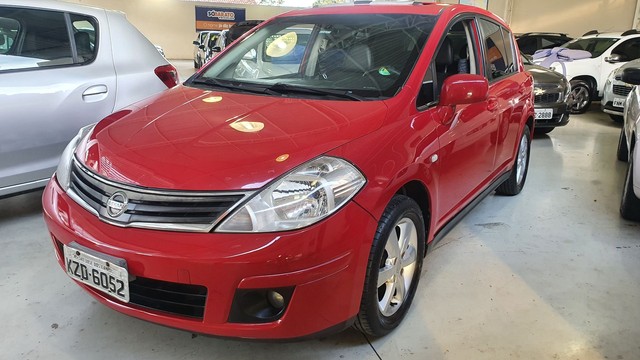 NISSAN TIIDA SL 1.8 COMPLETO ANO 2011 *** RENATO ***