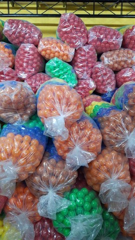 Bolinha para piscina 