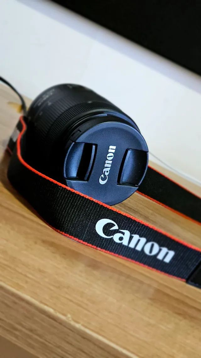 Lente Canon Ef-s 18-135mm<br>F/3.5-5.6 ls Nano Usm