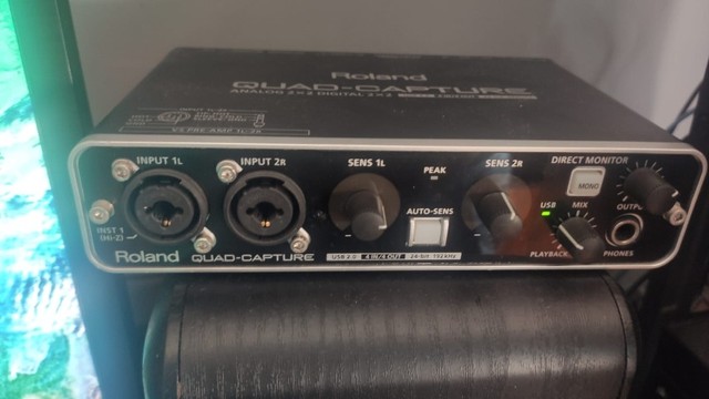 interface de áudio Roland Quad-capture 2x2