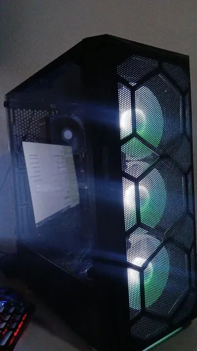 Pc Gamer i5 8th Gen, 1tb de armazenamento 8 GB de RAM