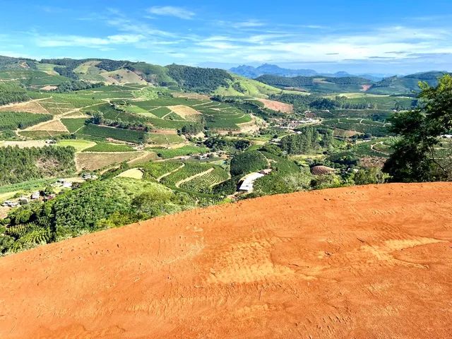 ATENÇÃO !MOTIVOS PARA ADQUIRIR ESTÁ LINDA CHÁCARA EM SANTA TERESA, LEIA O ANÚNCIO. - Foto 5