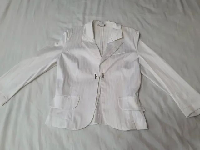 Terninho (Calça e Blazer) feminino Branco Novo