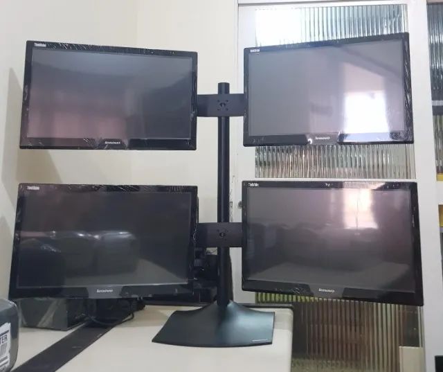Suporte com 4 monitores iguais - Foto 5