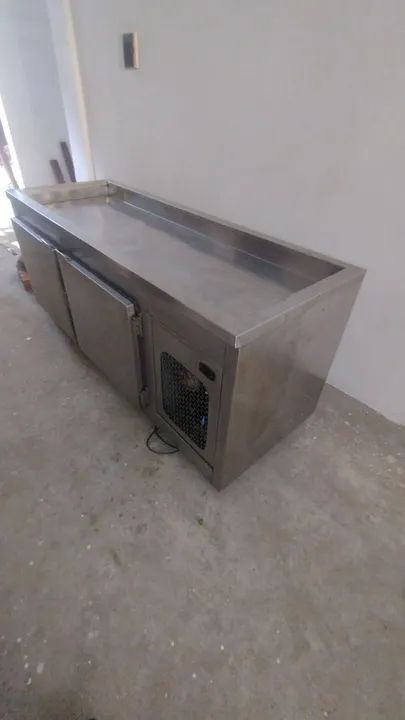 Balcão refrigerado com pista - Foto 5
