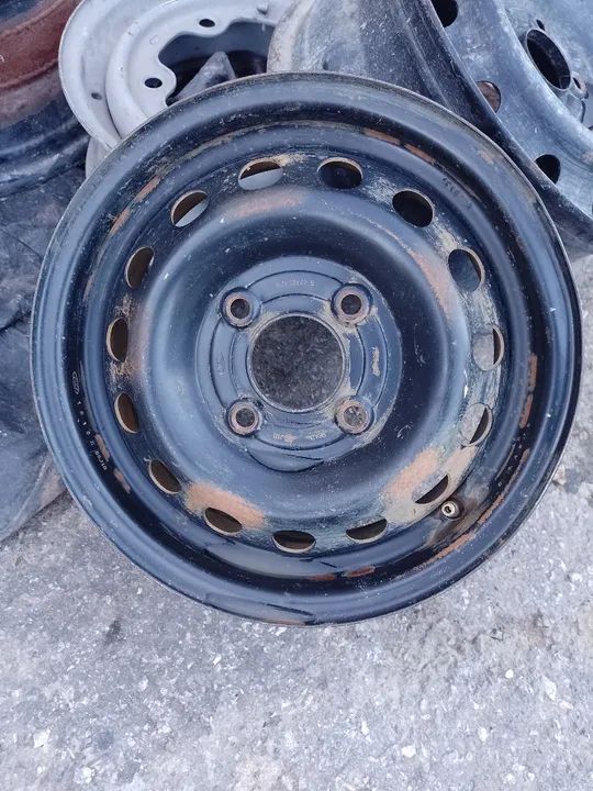 Roda aro 13 Ford - Foto 2