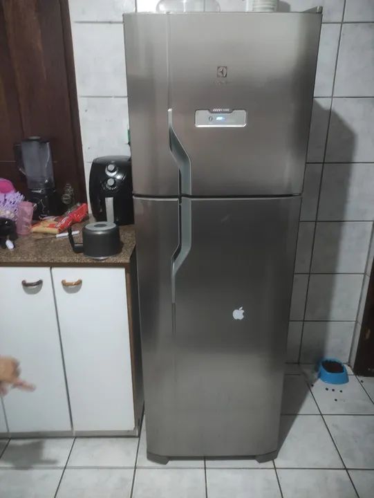 Geladeira Duplex em ótimo estado Fost Free Eletrolux 