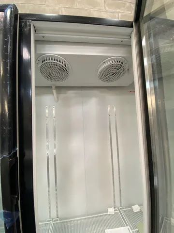 EXPOSITOR VERTICAL CONVENIÊNCIA 3 PORTAS GCBC-1450 PR - GELOPAR - Foto 4