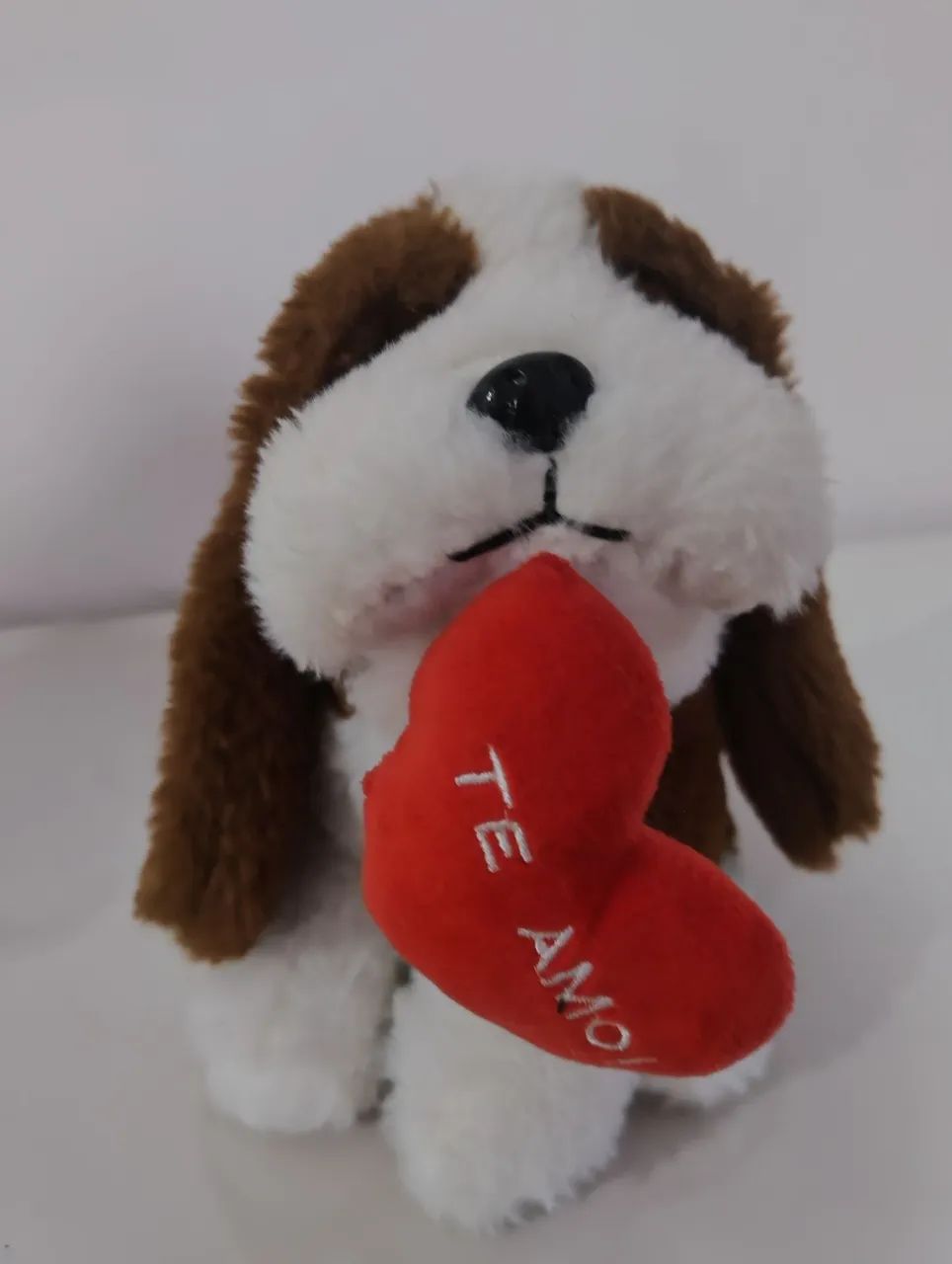 CACHORRINHO DE PELÚCIA 