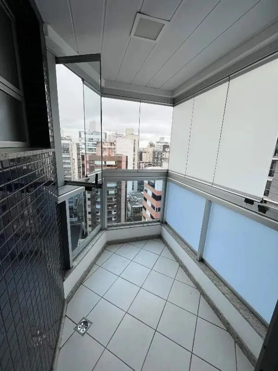 Apartamento mobiliado para locação na Praia do Canto  Vitória/ES - Foto 4
