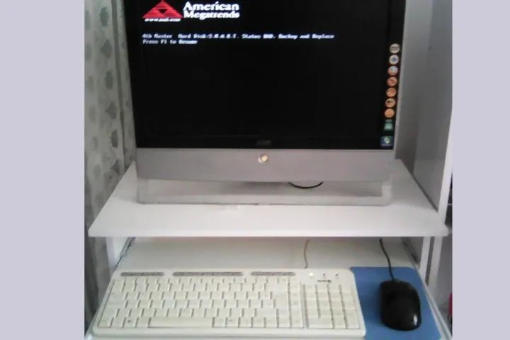 All In One Aoc Evo M92e 18.5 Prateado (Usado) - Foto 3