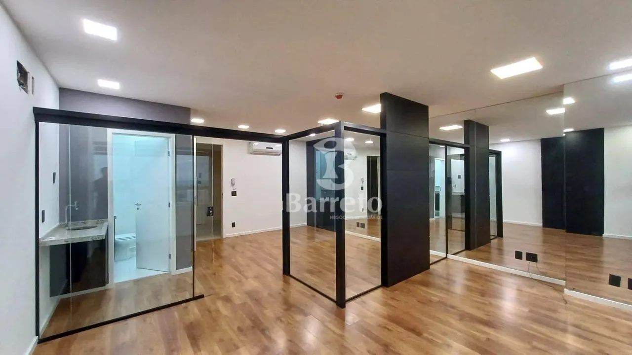 Linda sala comercial na Gleba Palhano