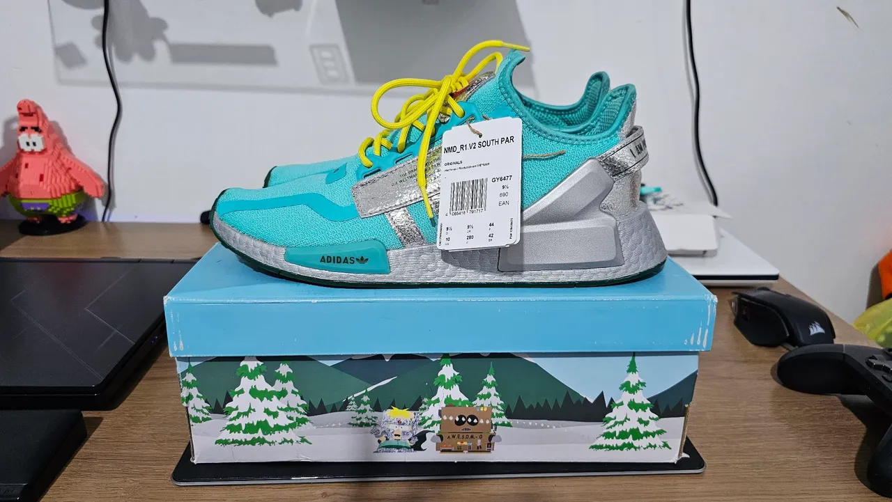 Adidas NMD R1 V2 South Park tam 42