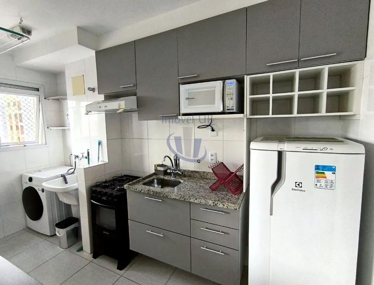 Locação Pacote R$3.685,00/1 dorm/35m² Semi -mobiliado/Aclimação