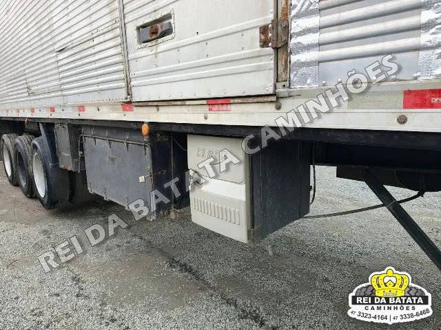 Carreta Baú 3 Eixos 28 Pallets com Pneus  - Foto 9