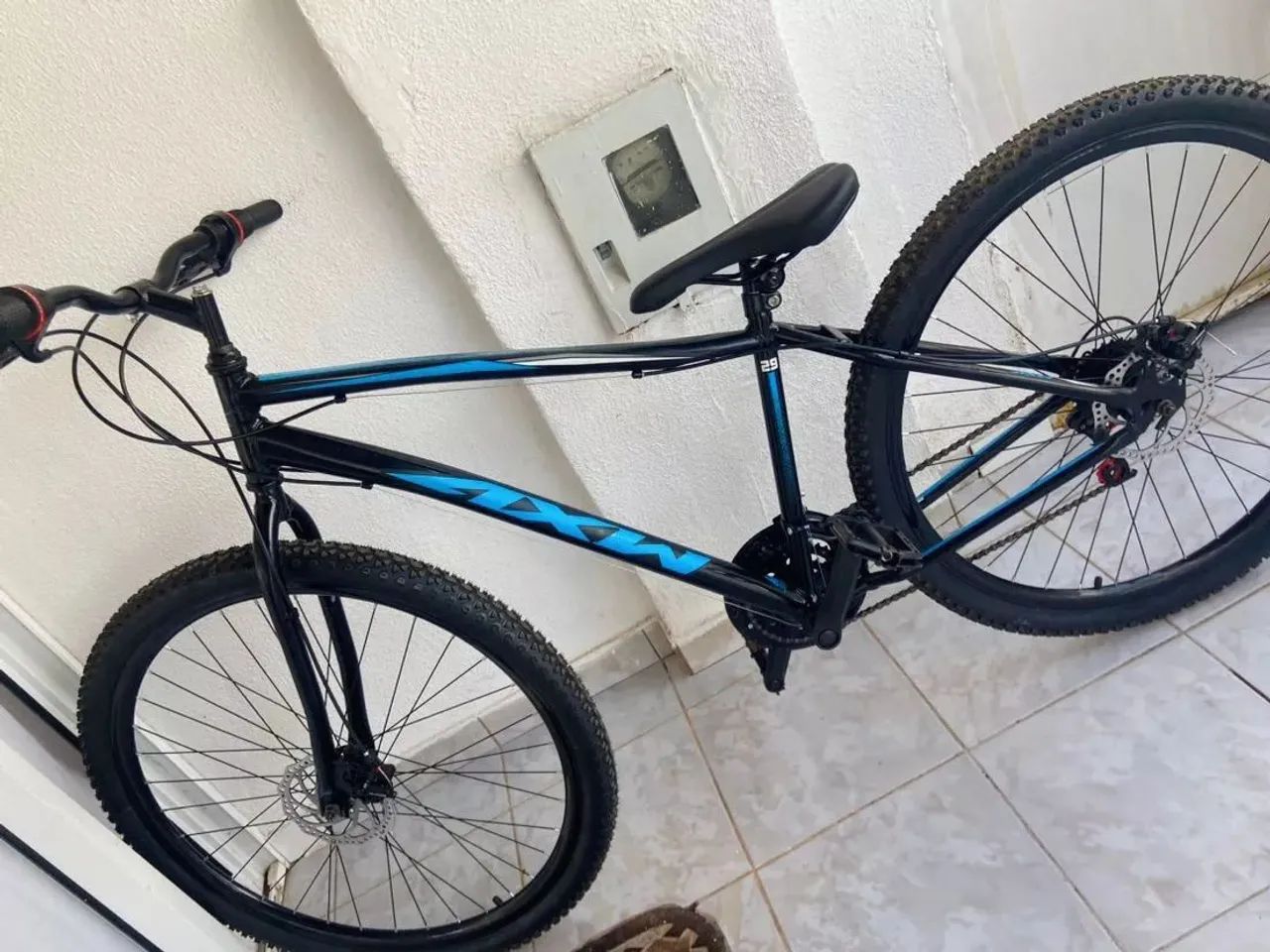 BICICLETA ARO 29 AXW AÇO CARBONO FREIO A DISCO 21 MARCHAS BIKE ADULTA