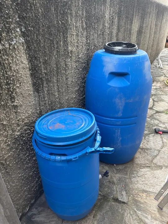 2 Barris de água azul - Foto 2