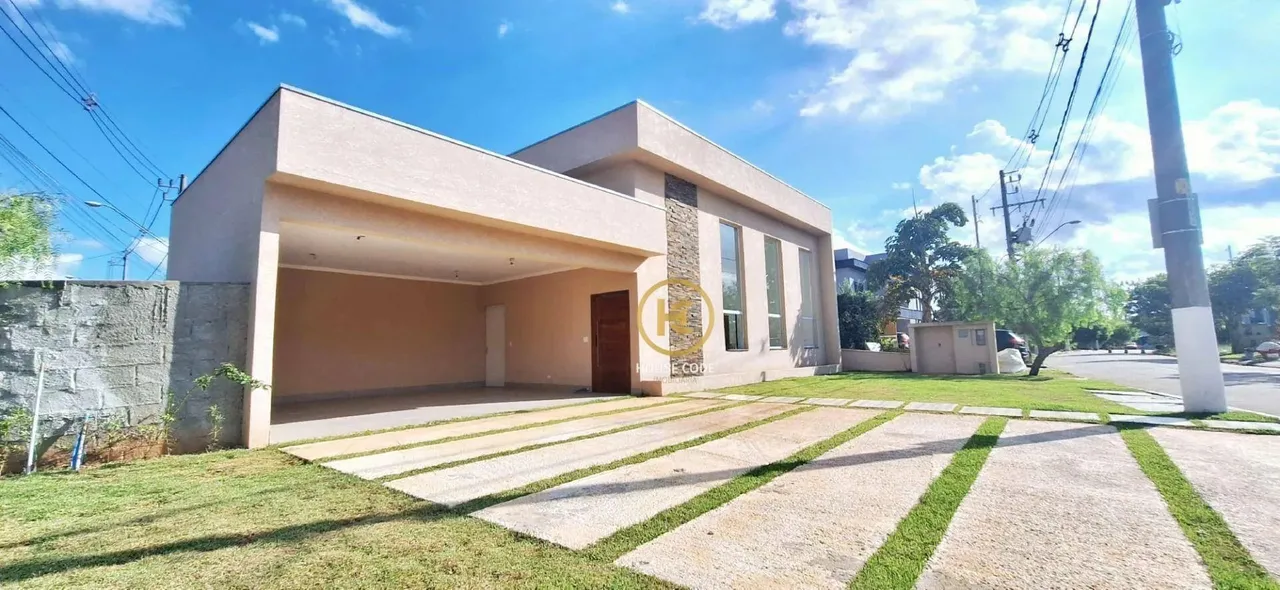 Casa com 3 quartos à venda, 223 m² por R$ 1.300.000 - Granja Cristiana - Vargem Grande Pau