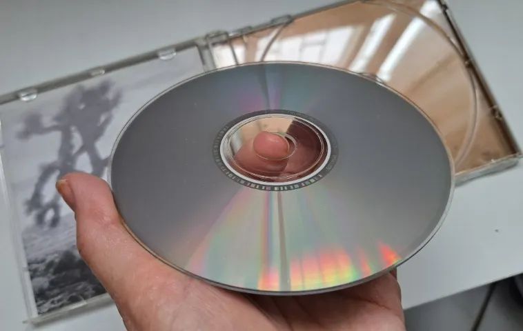 CD U2 - The Best Of 1980-1990 original  - Foto 2