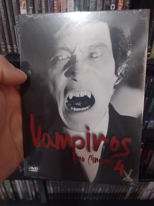 Vampiros no Cinema 4 - DVD - VERSÁTIL - LACRADA