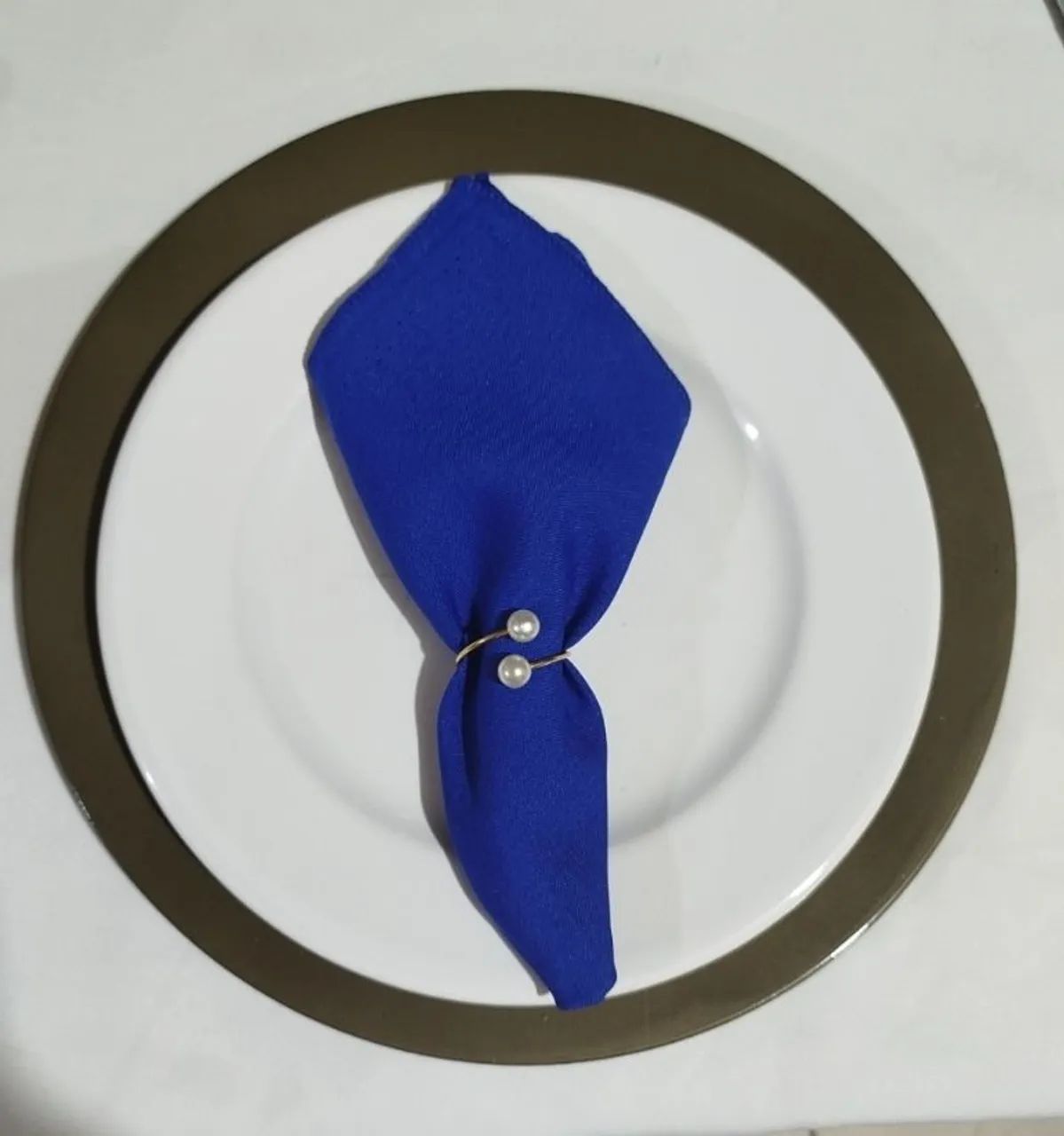 Souplast / guardanapos / pratos  aluguamos para eventos