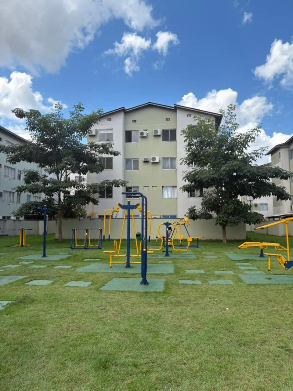 Aluga-se apartamento no Total Ville II