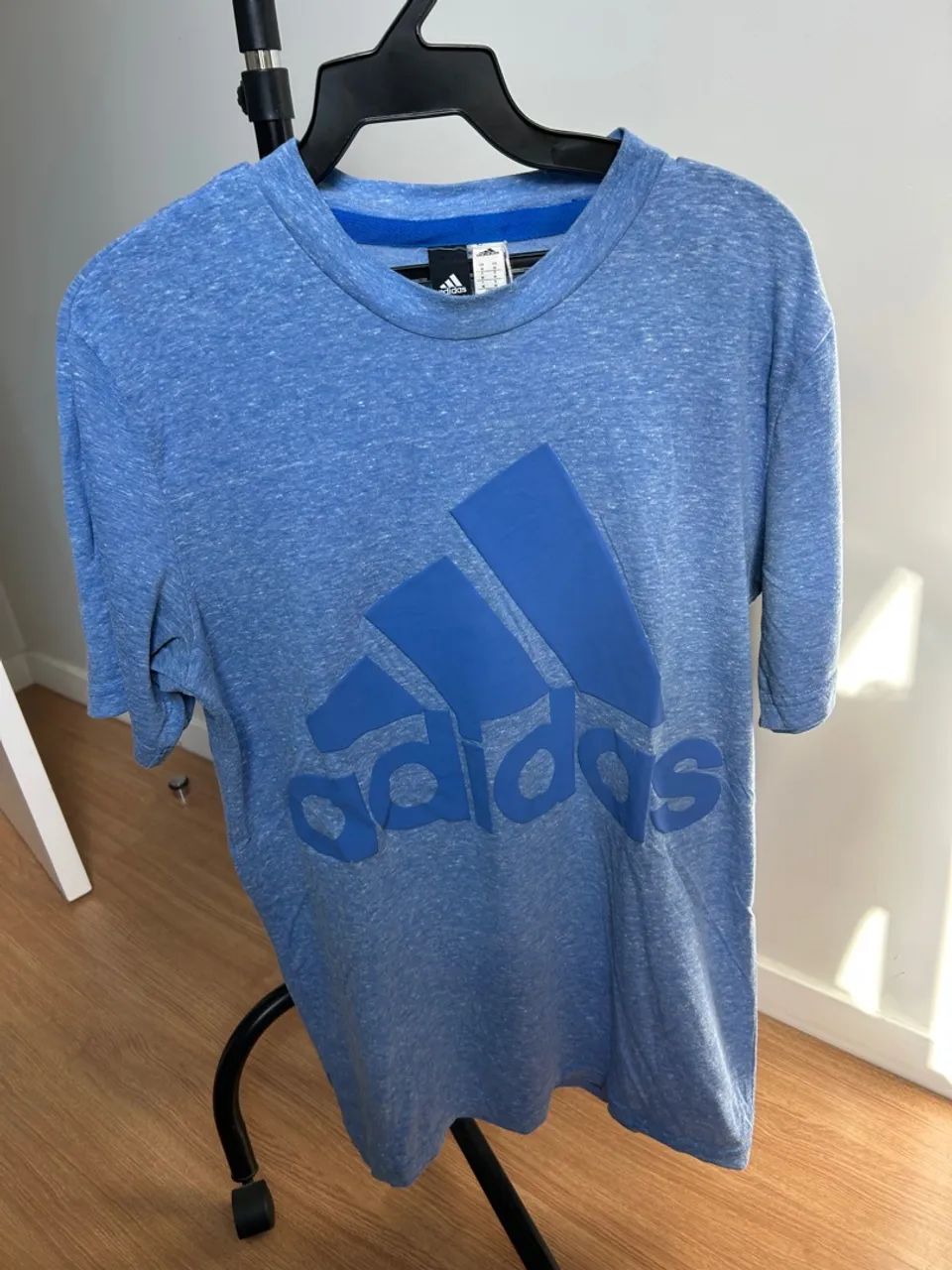 Camiseta Adidas Azul