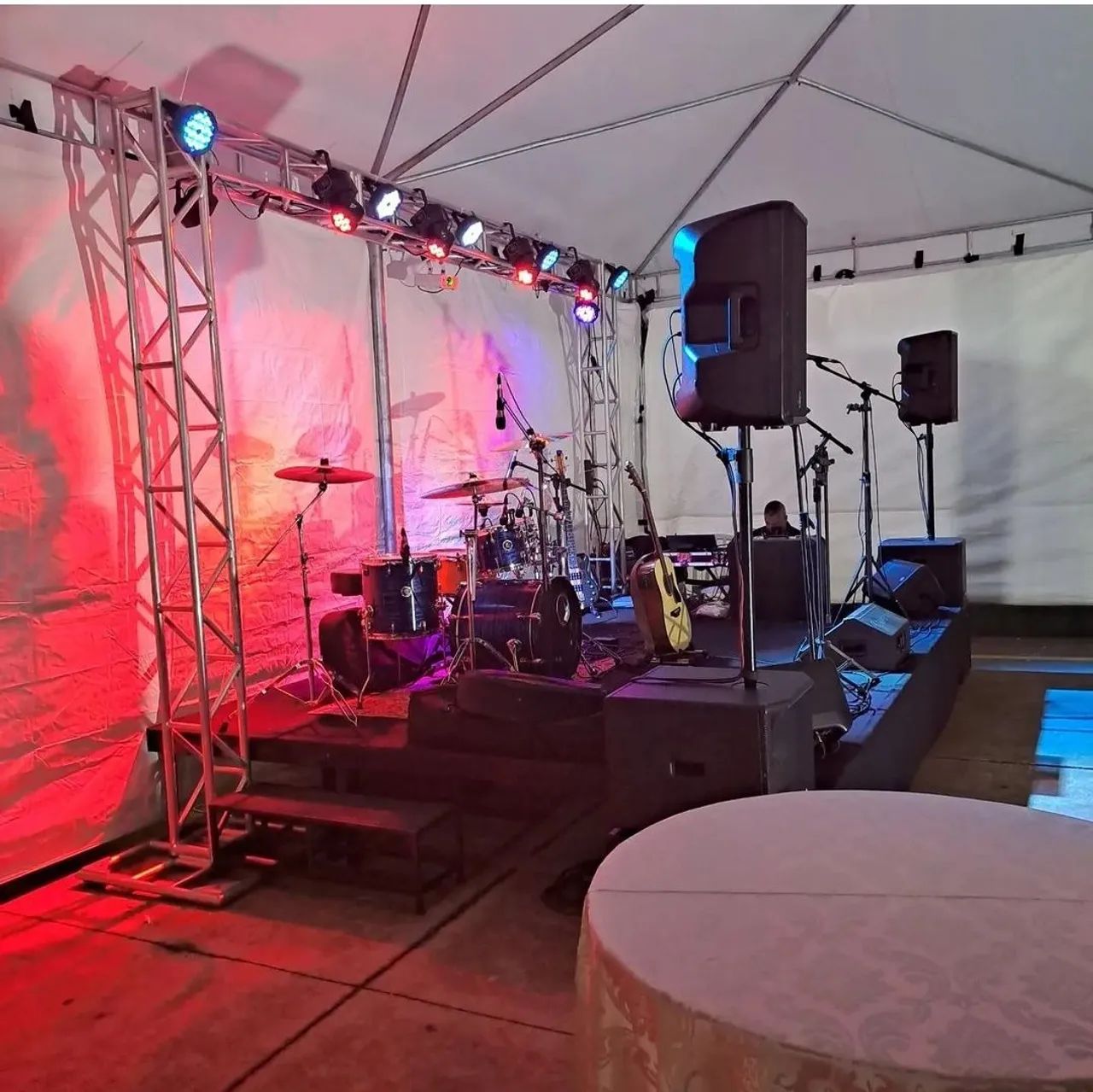 Aluguel de som , luz , palco e DJ pra eventos - Foto 4