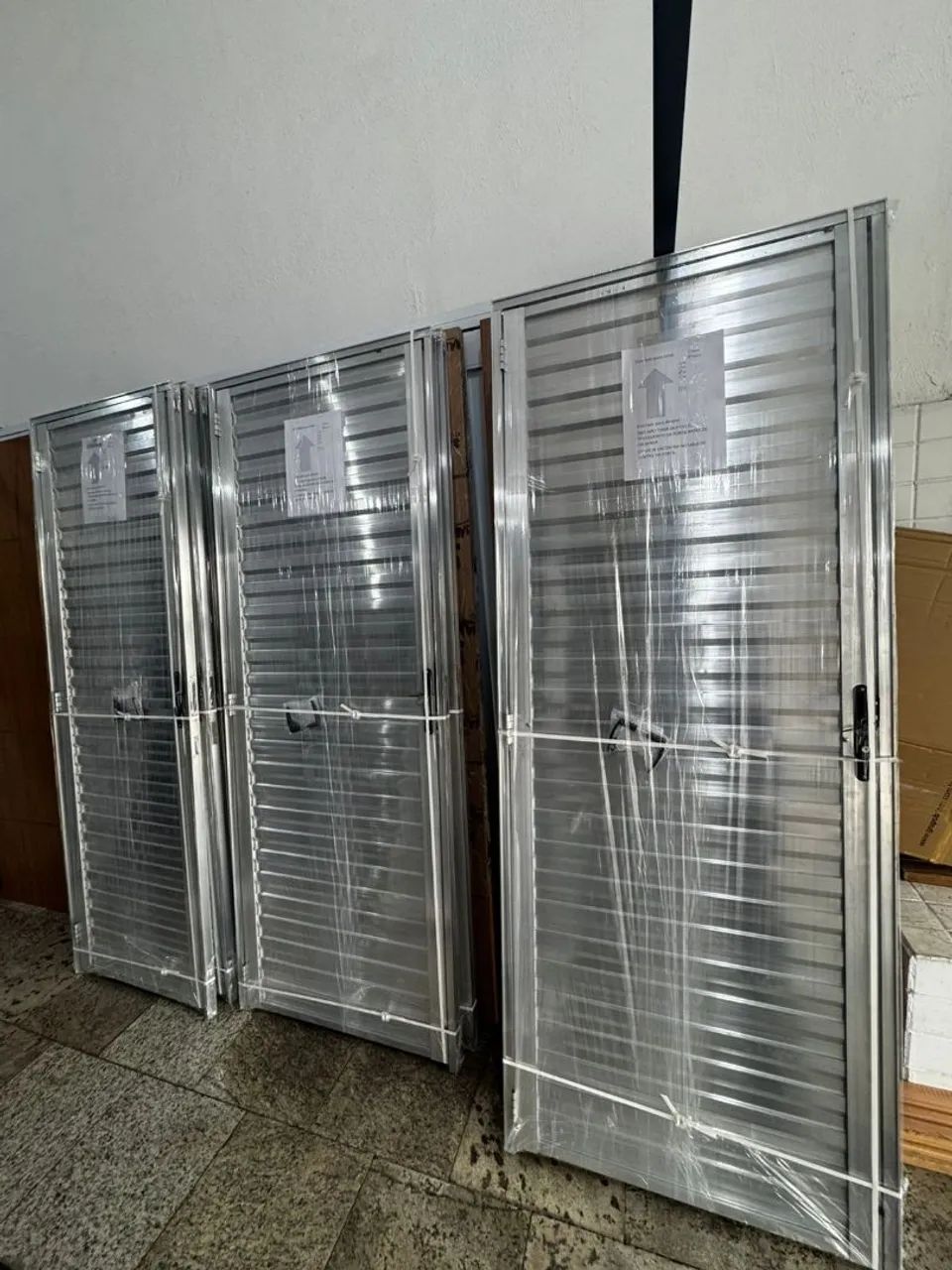 Portas de alumínio veneziana 60cm, 70cm ou 80cm - Direto da Fábrica! - Foto 4