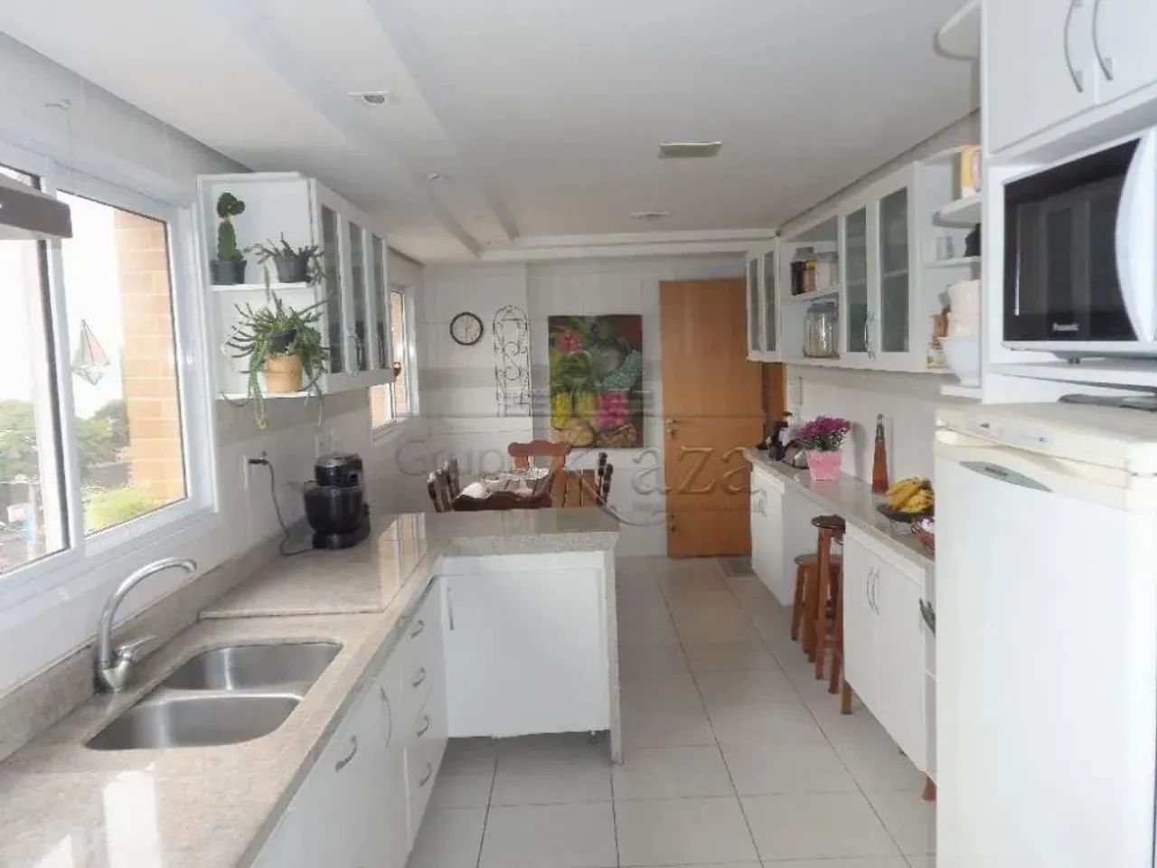 Apartamento - Jardim Esplanada - Residencial Villa Sorrento - 4 Dormitórios - 185m². - Foto 4