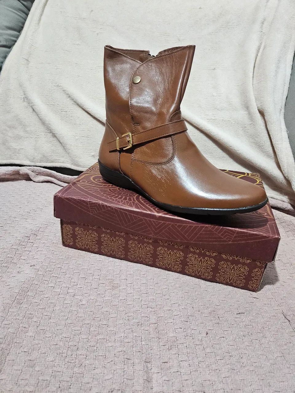 Bota confort couro 