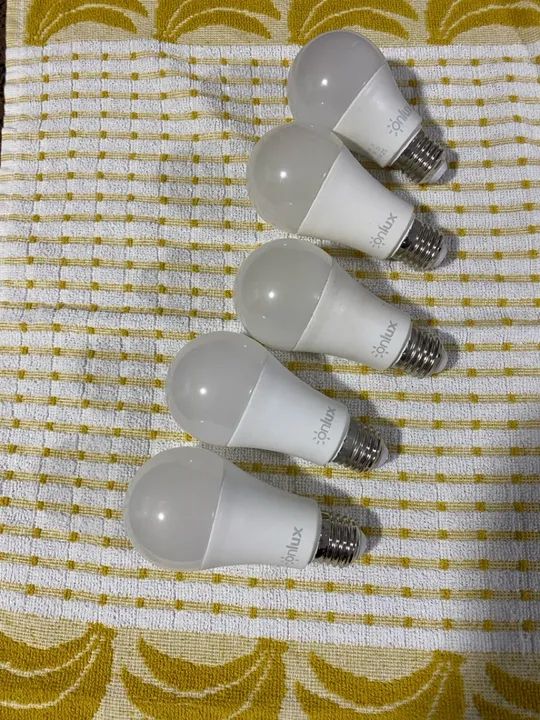 Vendo 5 lâmpadas de Led bulbo onlux bivolt