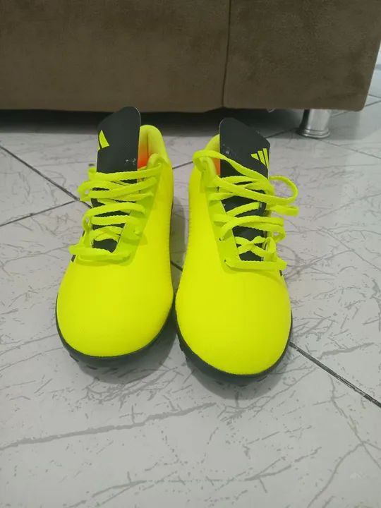 Chuteira Adidas Futsal - Tamanho 40 - Foto 5