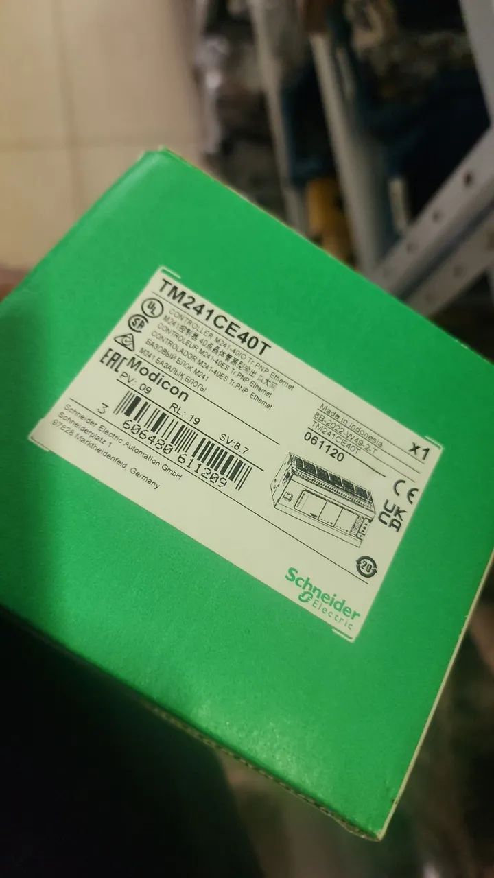 01 Clp Sndr + 01 IHM 7"+ 02 C11<br>01 Ihm  Schneider<br>2 sensor nível ultrasonic<br>Pelo que vi aí