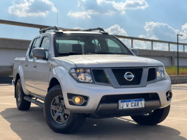 2.5 SV ATTACK 10 ANOS 4X4 CD TURBO ELETRONIC DIESEL 4P MANUAL 2012/2013