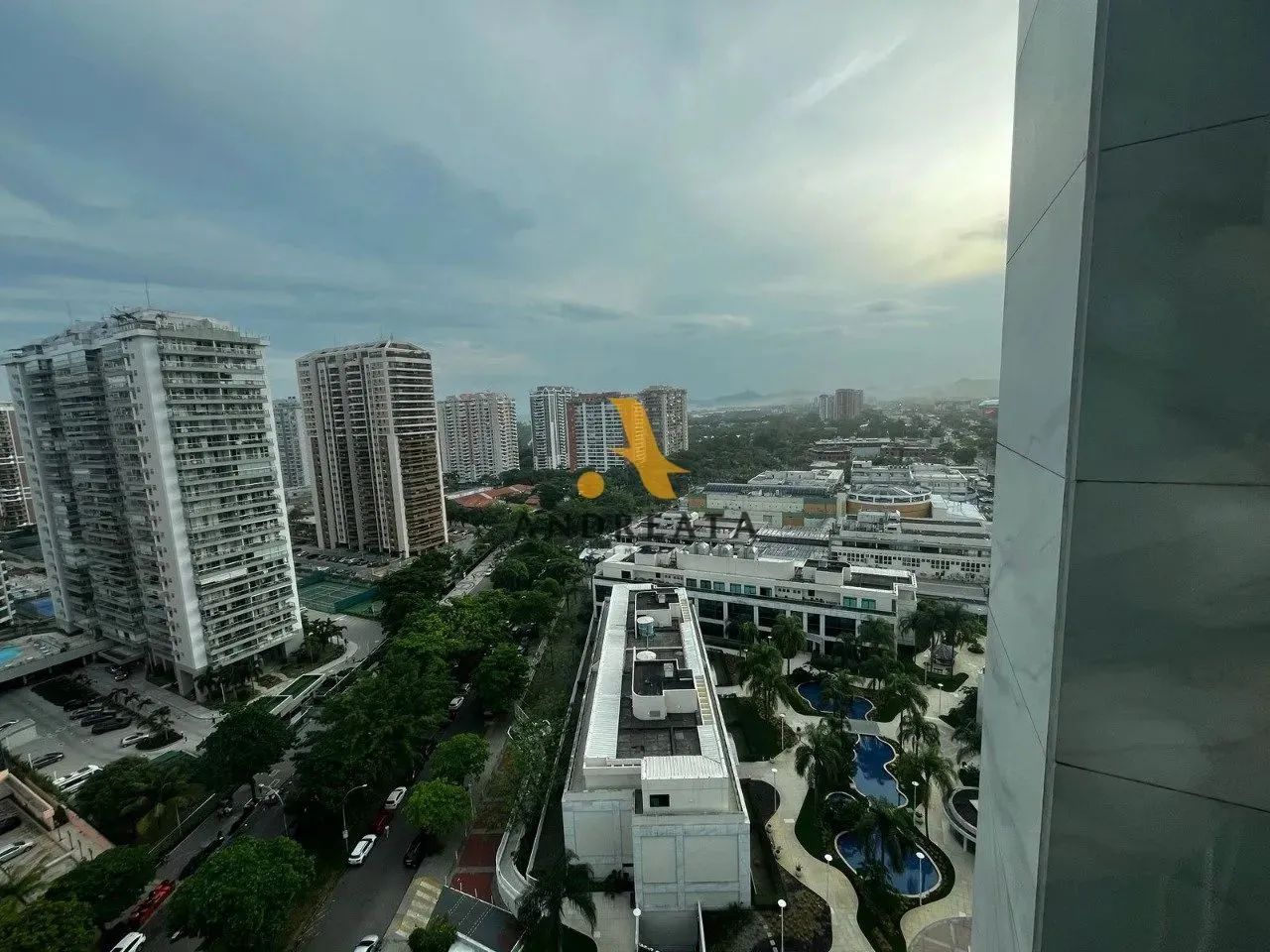 Barra da Tijuca - Av. das Americas - Blue Chip - Vendo maravilhosa sala com 28m² montada - - Foto 5