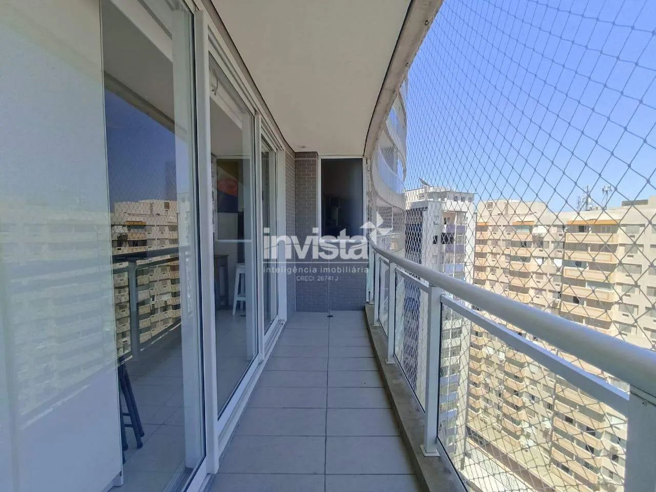 Studio MOBILIADO com LAZER para Alugar na QUADRA DA PRAIA na Pompéia em Santos